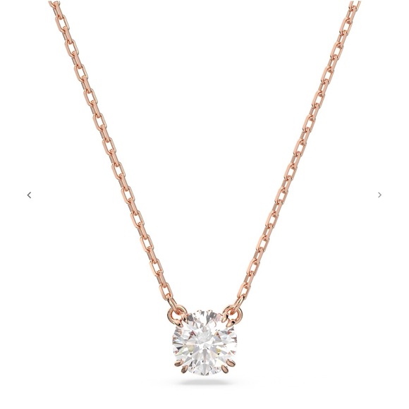 🦢SWAROVSKI NECKLACE 🦢 - Picture 11 of 15